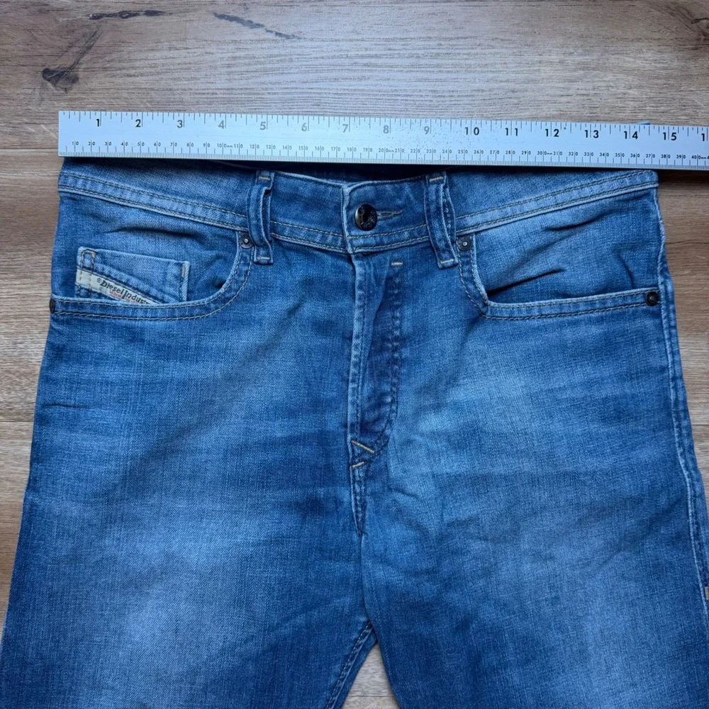 Diesel Buster Jeans Mens 28x32 Blue Slim Tapered Stretch Denim Distressed 084GR